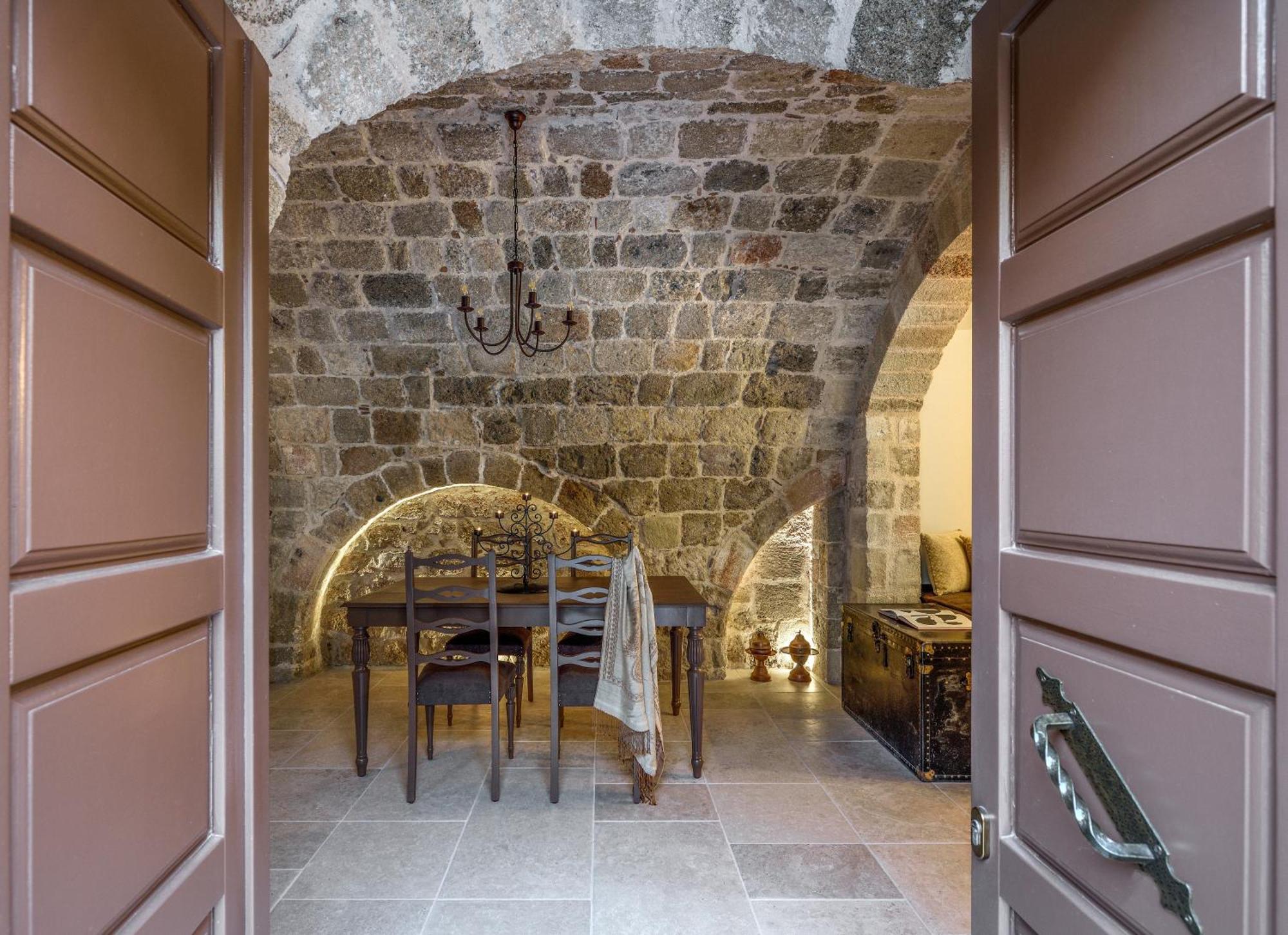 Spanish Knights Inn Rhodes City Dış mekan fotoğraf