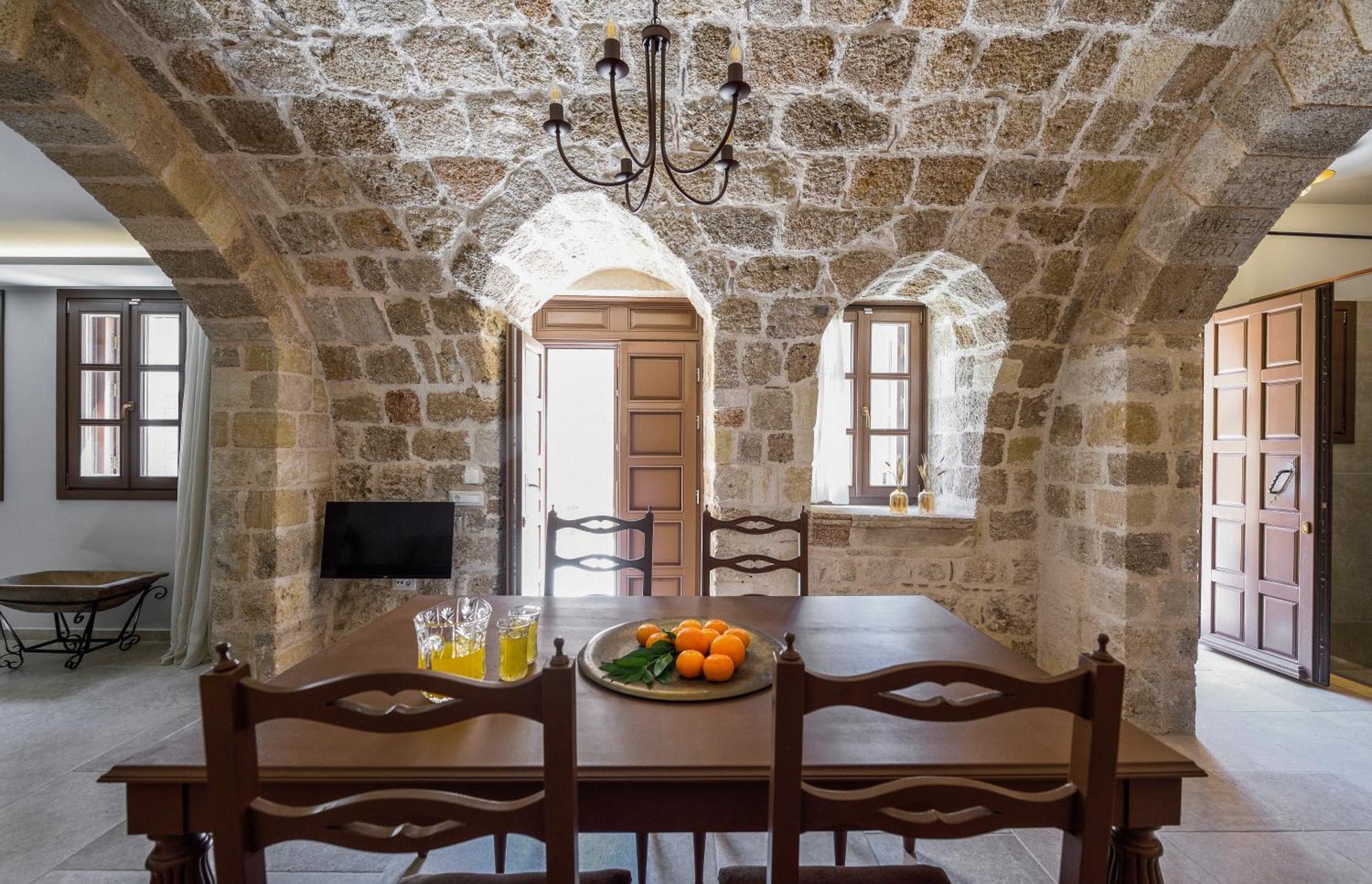 Spanish Knights Inn Rhodes City Dış mekan fotoğraf