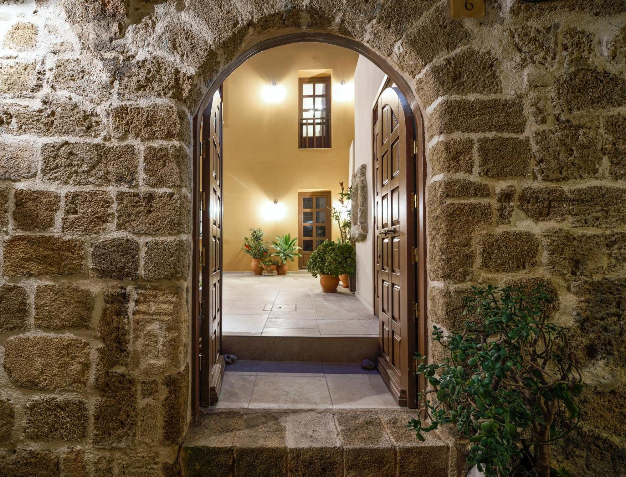 Spanish Knights Inn Rhodes City Dış mekan fotoğraf