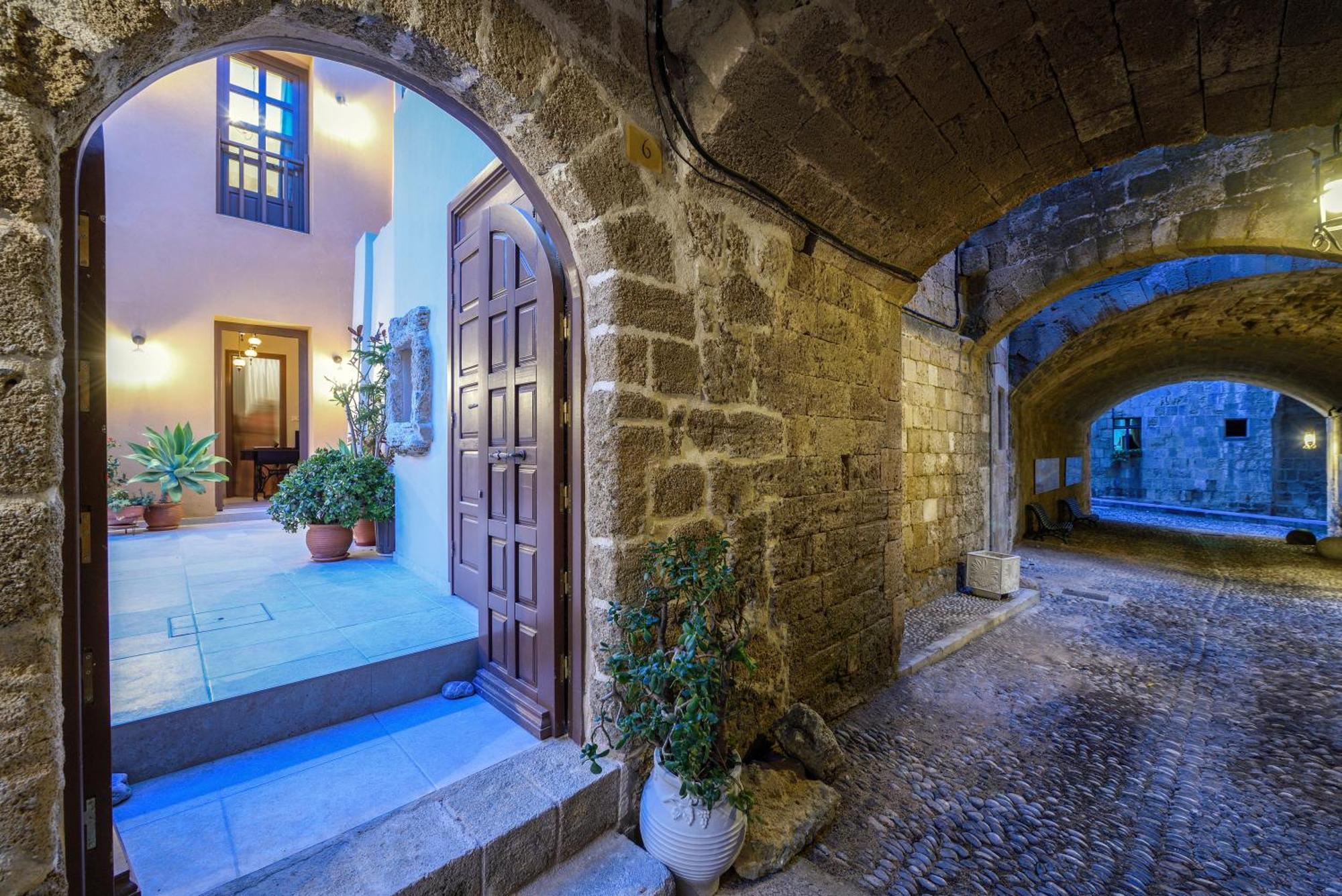 Spanish Knights Inn Rhodes City Dış mekan fotoğraf